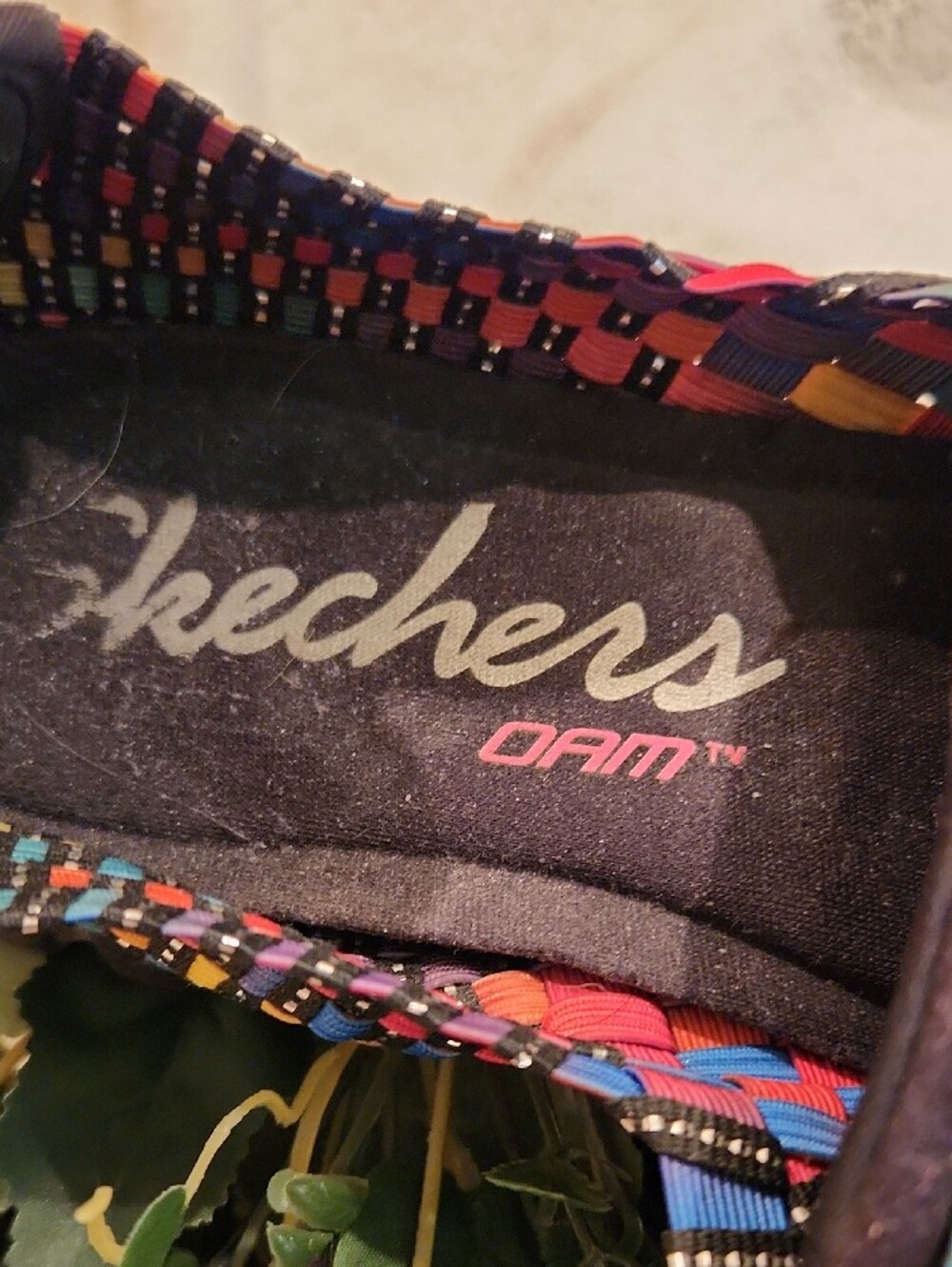 Skechers Women's Rainbow Woven Slip-On ( Rare Find ) - Picture 2 of 7